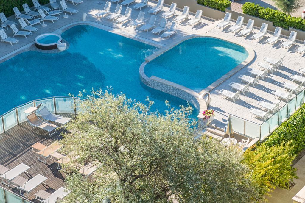 Hotel Luxor Milano Marittima Zewnętrze zdjęcie
