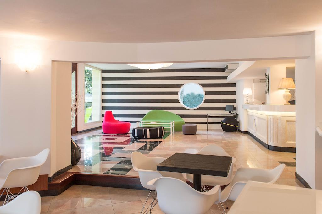 Hotel Luxor Milano Marittima Zewnętrze zdjęcie